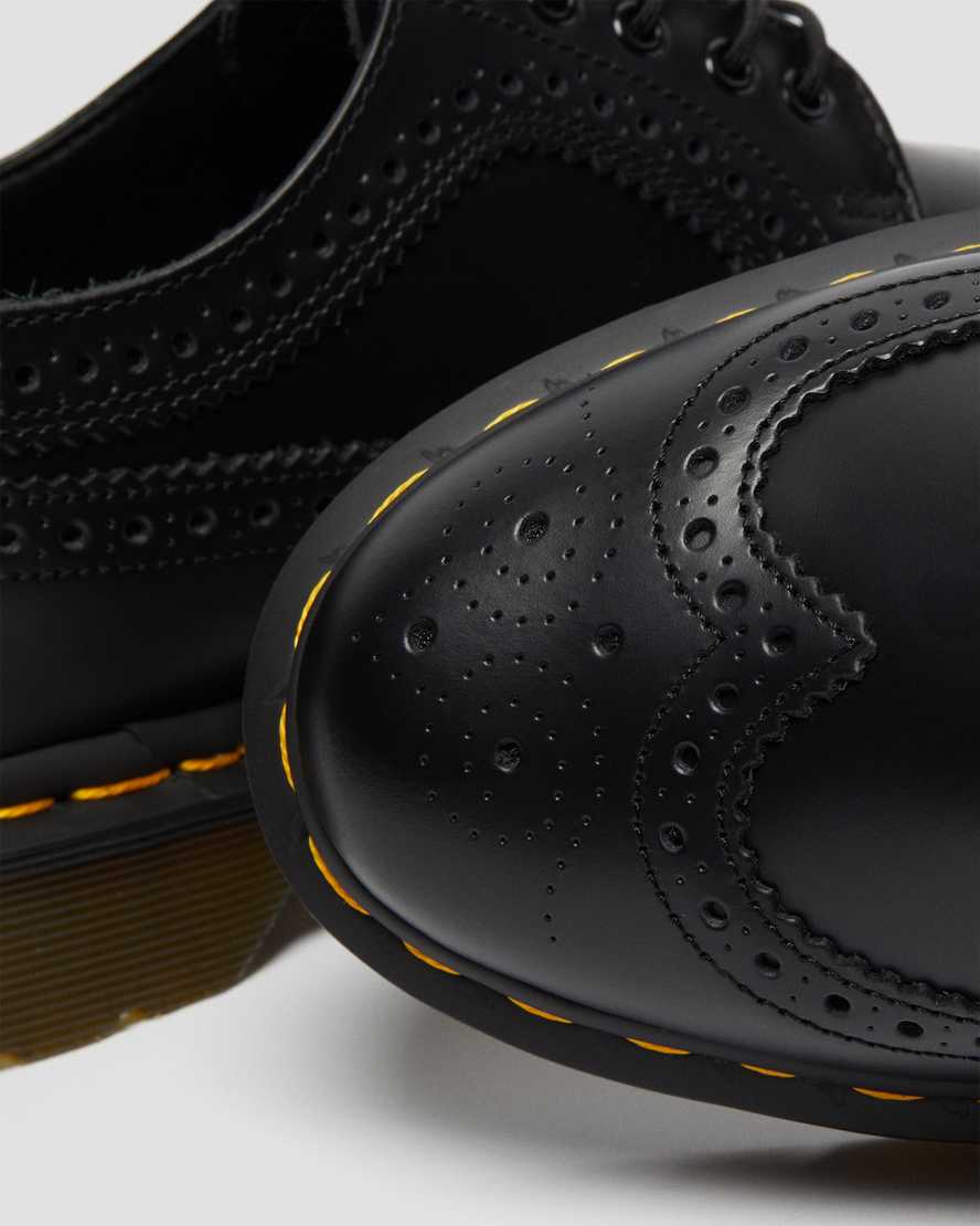 Dr. Martens 3989 Wingtip Smooth Brogue Shoes - Black - Image 8
