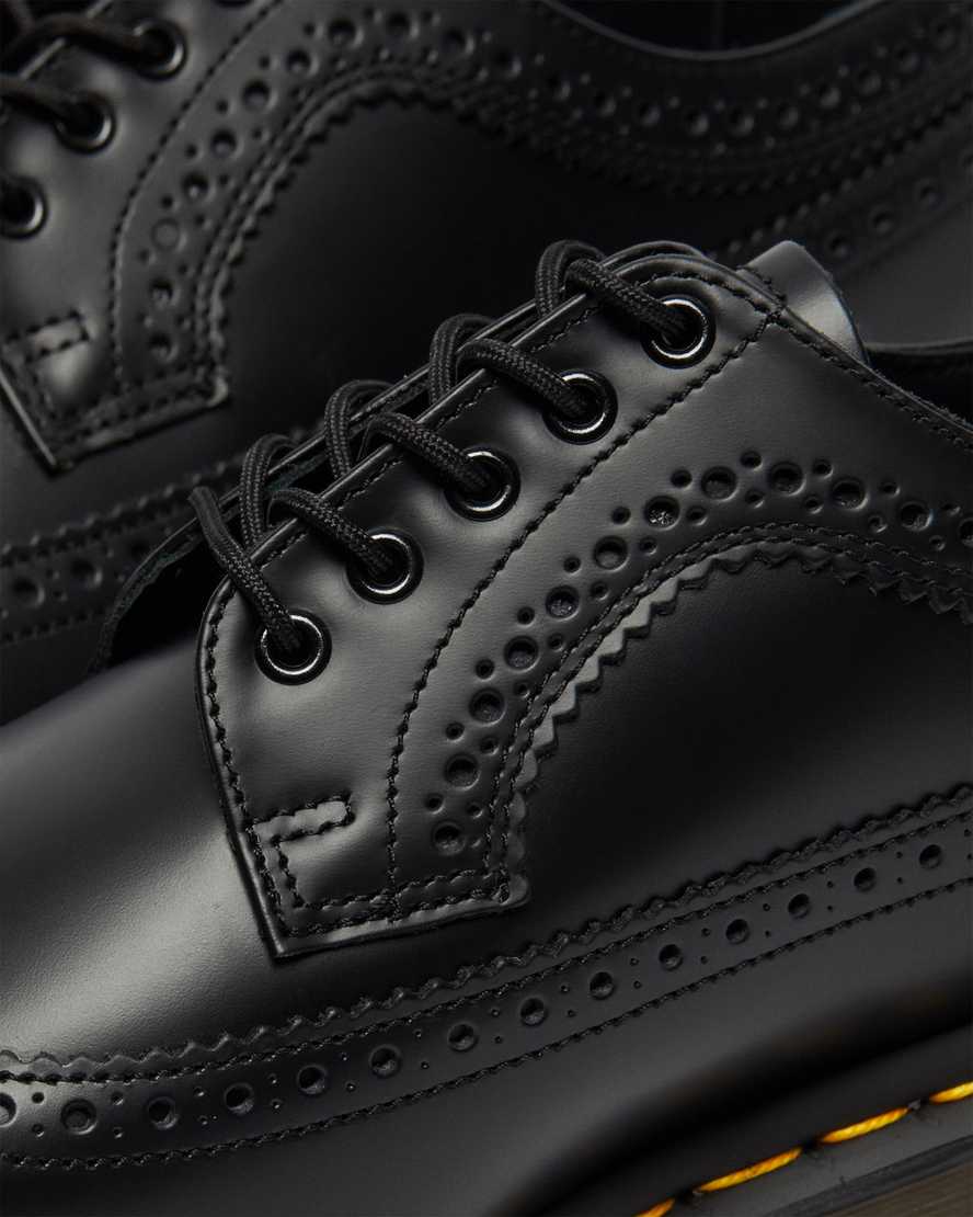Dr. Martens 3989 Wingtip Smooth Brogue Shoes - Black - Image 9