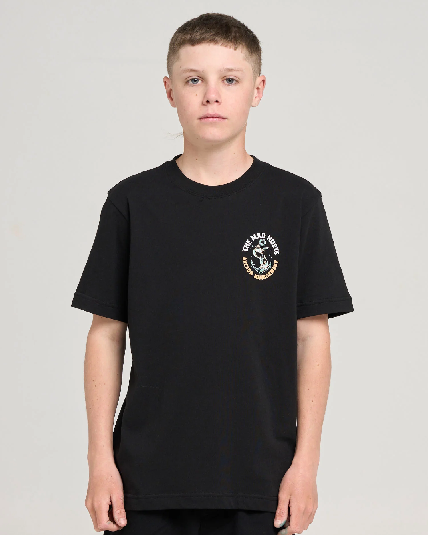 THE MAD HUEYS ANCHOR MANAGEMENT | YOUTH SS TEE