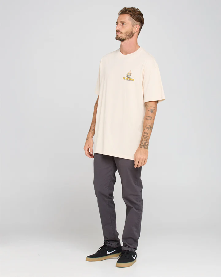 The Mad Hueys Bogan Middle Finger Oversized Tee - Image 5