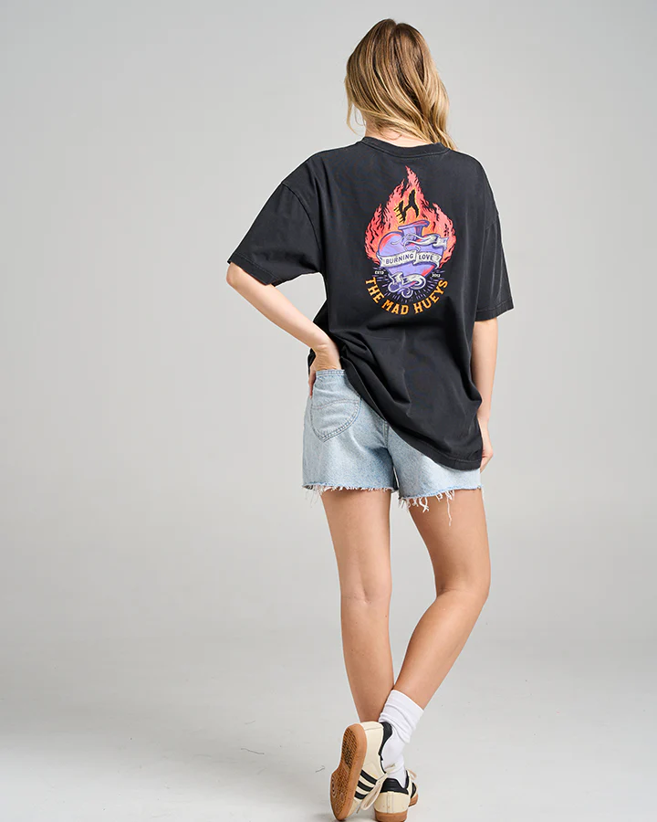 The Mad Hueys BURNING LOVE | WOMENS OVERSIZED SS TEE - Image 5
