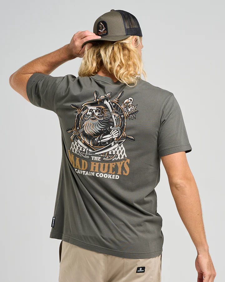 The Mad Hueys CAPTAIN SHIP FACED | SS TEE - Image 6