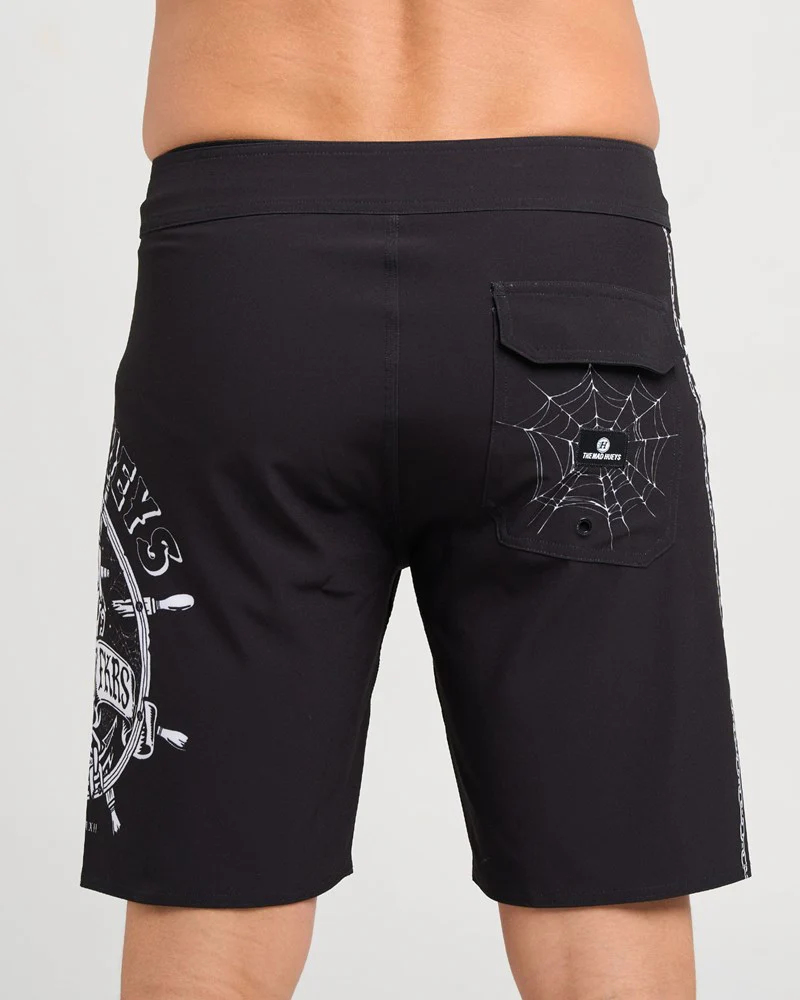 THE MAD HUEYS CHAIN FKRS | 19" BOARDSHORT - Image 2