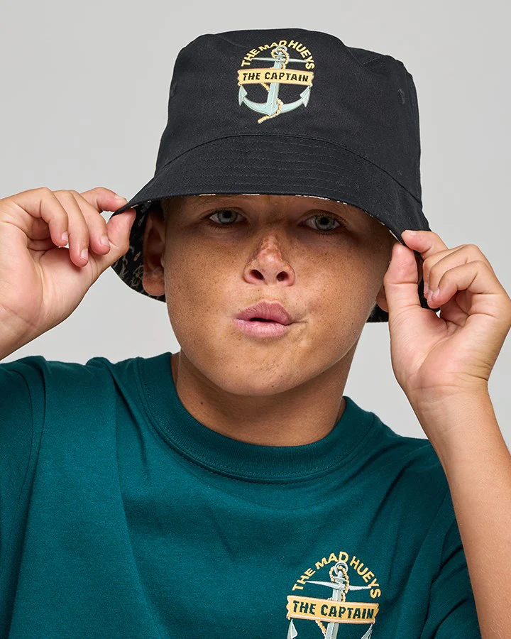The Mad Hueys CROC CAPTAIN | YOUTH REVERSIBLE BUCKET HAT - Image 8