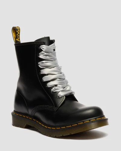 Dr. Martens 140cm Ribbon Laces - Silver - Image 2