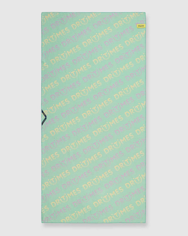 Dritimes Fantasy Fade Beach Towel - Image 2