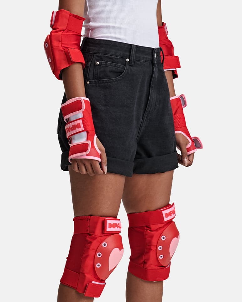 Impala Adult Protective Set Red Hearts