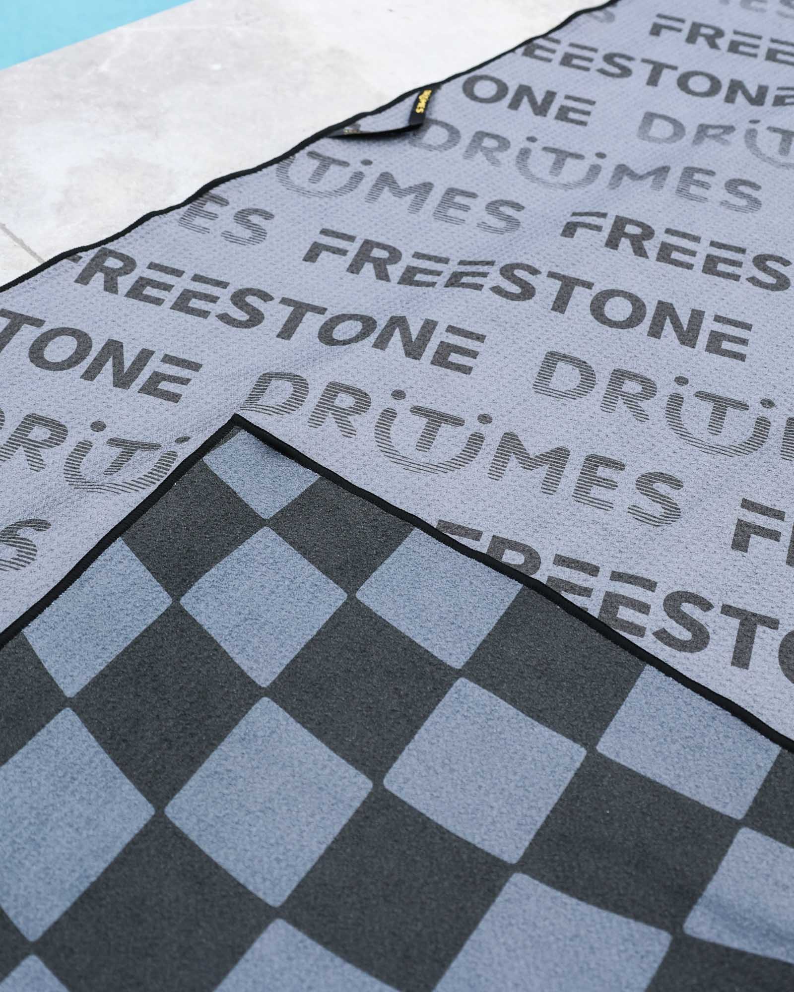Dritimes Jack Freestone Warped Beach Towel - Image 4