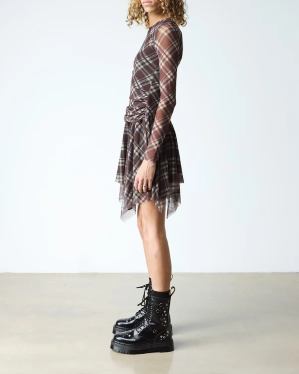 Dr. Martens Jadon Hi HDW Studded 10 Eye Boot - Black Buttero - Image 10