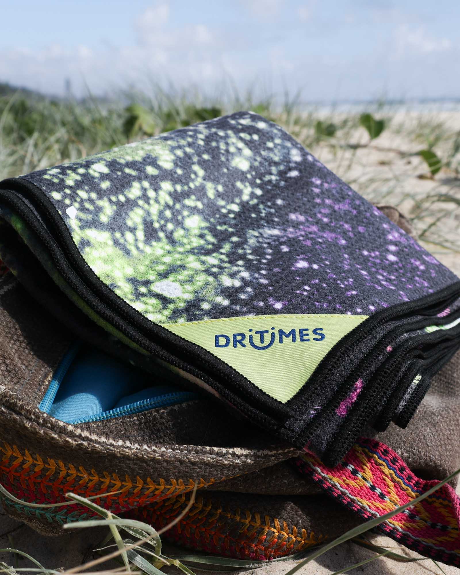 Dritimes Liquid Rainbow Beach Towel - Image 4