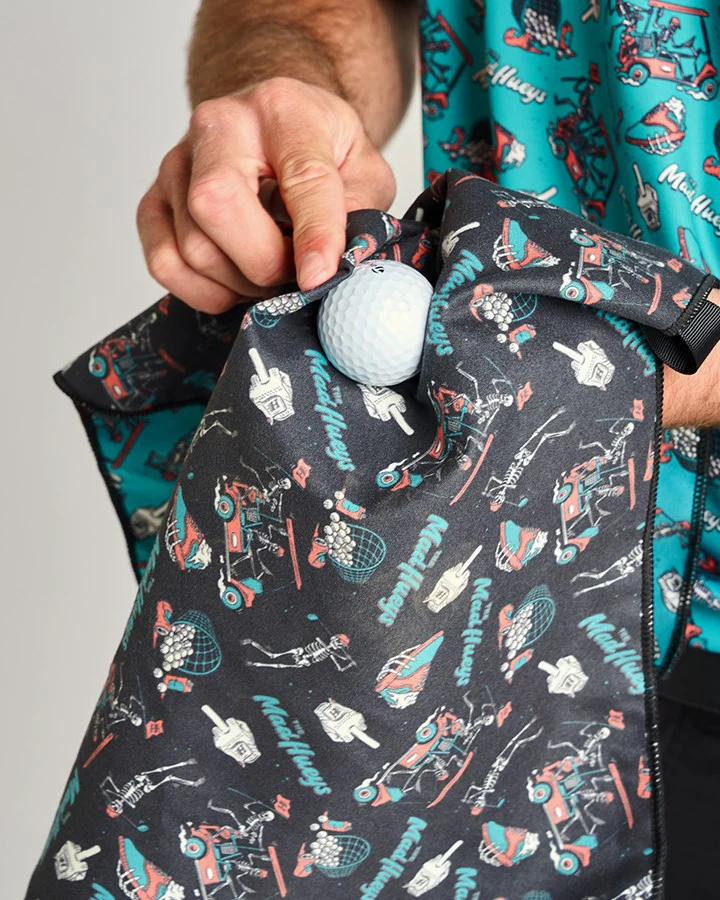 The Mad Hueys LOOSE GOLF | TOWEL - Image 2
