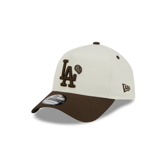 New Era Los Angeles Dodgers Walnut Paisley 9FORTY A-Frame Snapback - Image 3