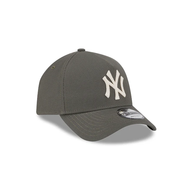 New Era New York Yankees 9FORTY A-Frame Snapback - Image 3