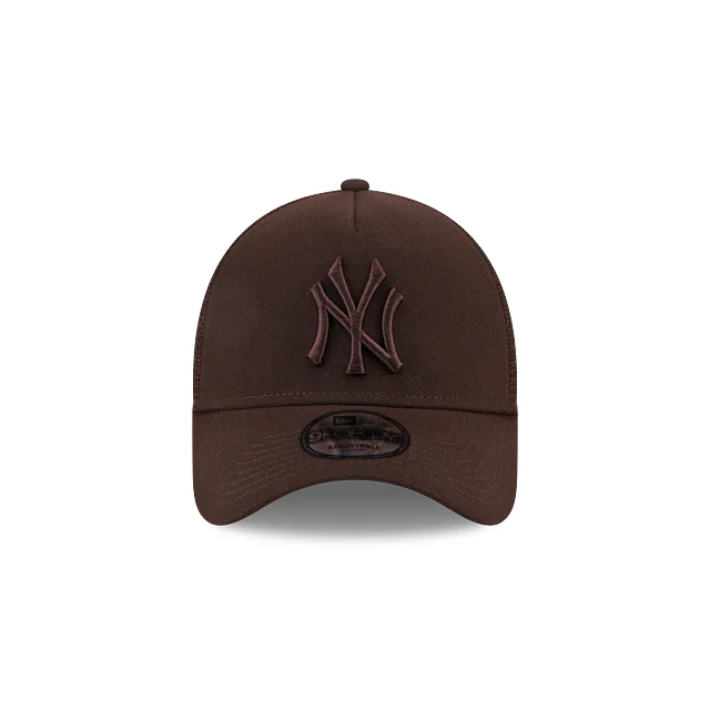 New Era New York Yankees Brown 9FORTY A-Frame Trucker