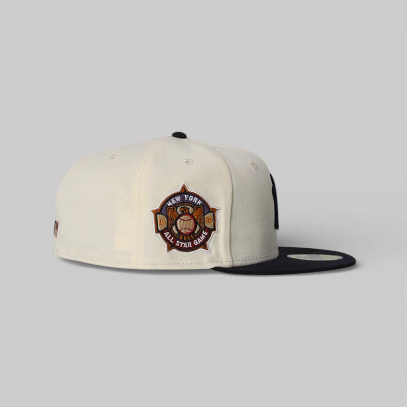 New Era New York Yankees Chrome Navy 59FIFTY Fitted - Image 2