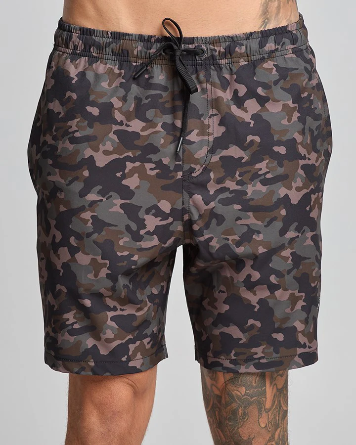 The Mad Hueys PISS FIT | 18" PERFORMANCE SHORT - Image 3