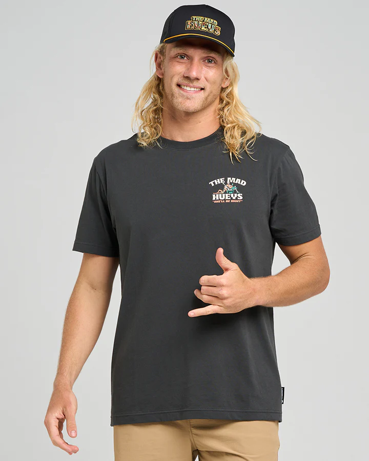 The Mad Hueys SHE'LL BE RIGHT | SS TEE - Image 4
