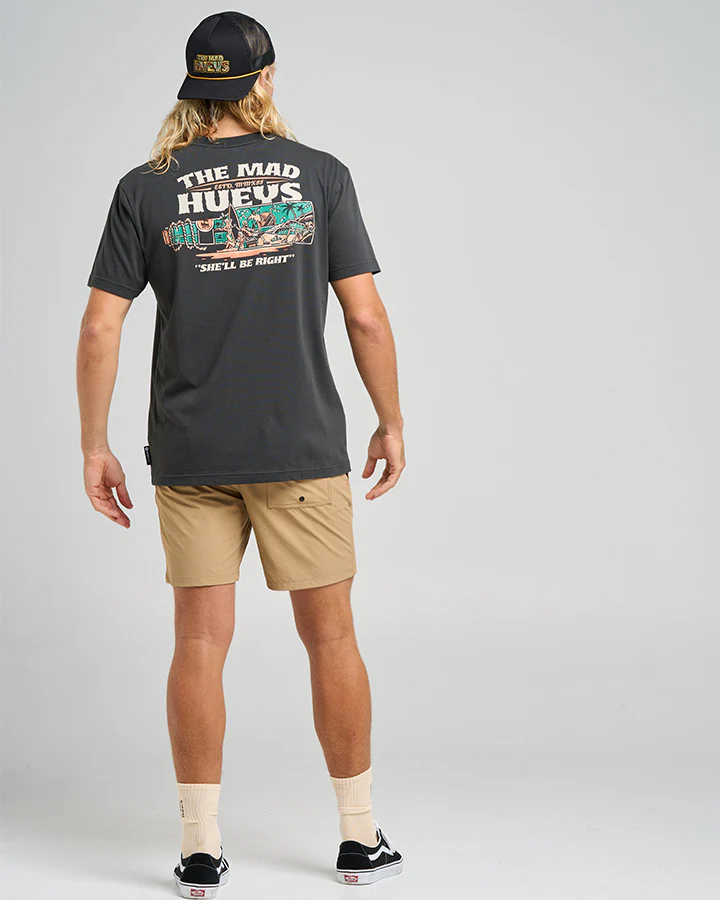 The Mad Hueys SHE'LL BE RIGHT | SS TEE - Image 6
