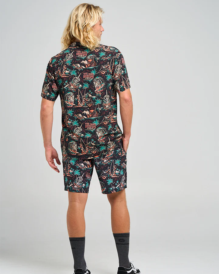 The Mad Hueys SHE'LL BE RIGHT | SS WOVEN SHIRT - Image 4