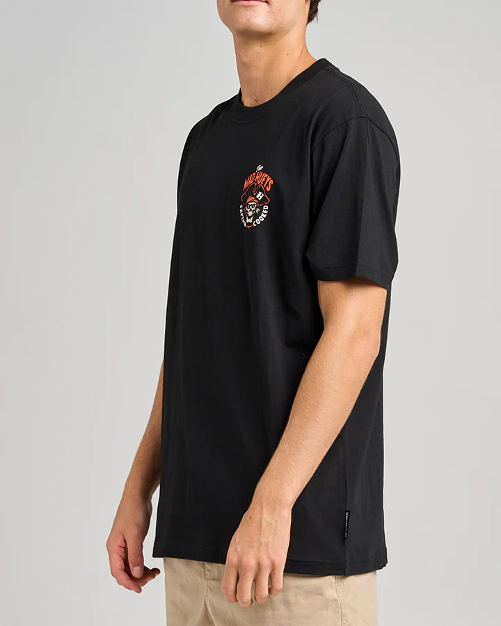 The Mad Hueys THE CAPTAINS COOKED | SS TEE - Image 3
