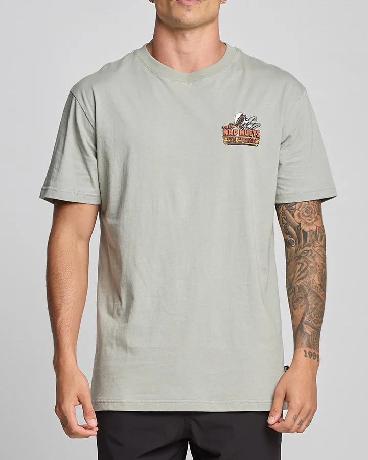 The Mad Hueys THE ISLAND CAPTAIN | SS TEE - Image 4