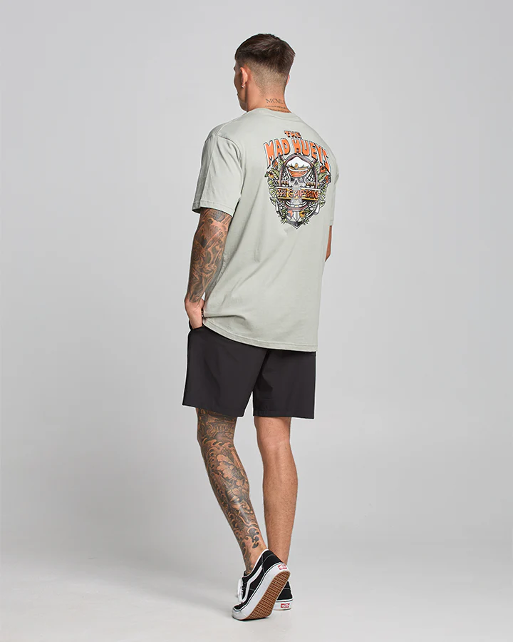 The Mad Hueys THE ISLAND CAPTAIN | SS TEE - Image 9